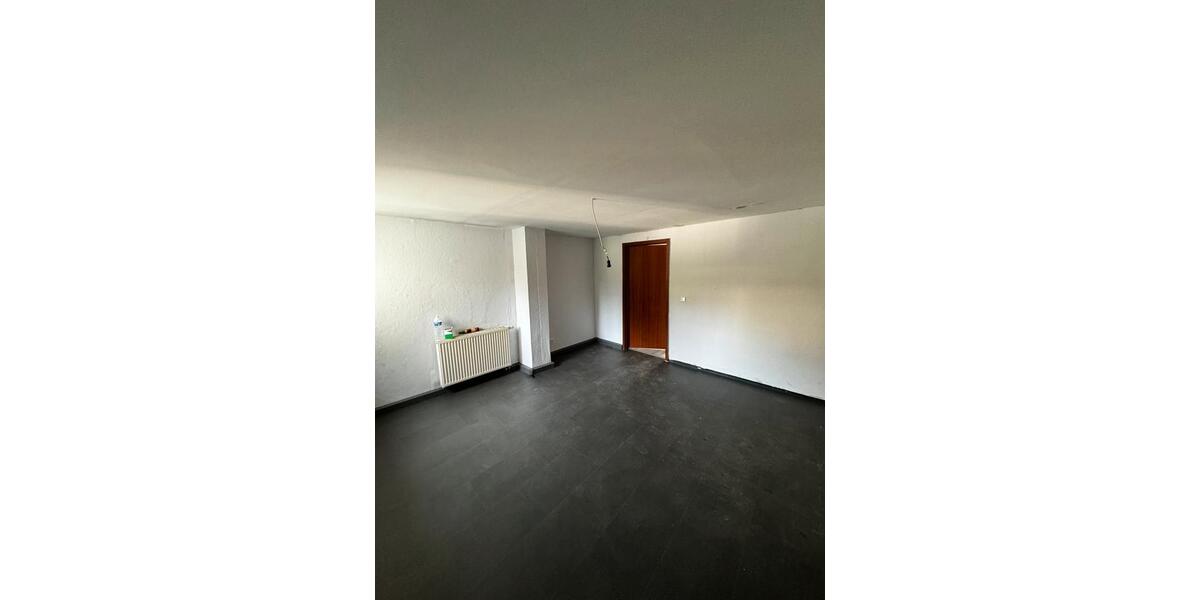 Dachgeschoßwohnung Quierschied - 4 Zimmer, 79 m&sup2;, 540&euro; | Angebot:26506775