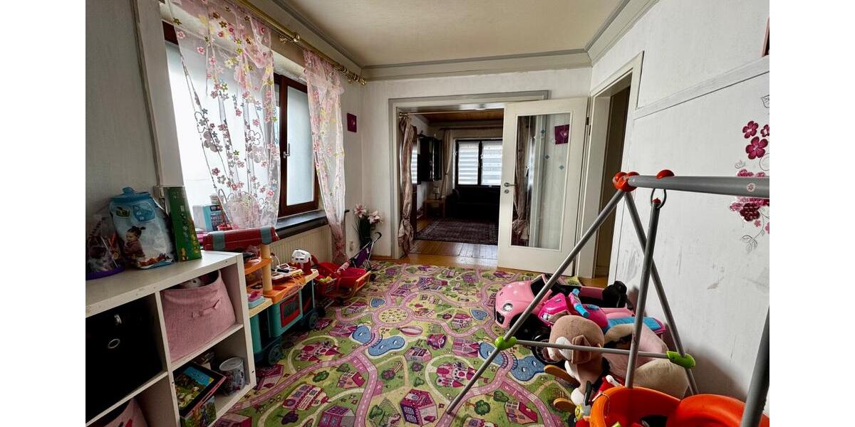 Etagenwohnung Rehlingen-Siersburg Siersburg - 8 Zimmer, 222 m&sup2;, 329.000&euro; | Angebot:26101650