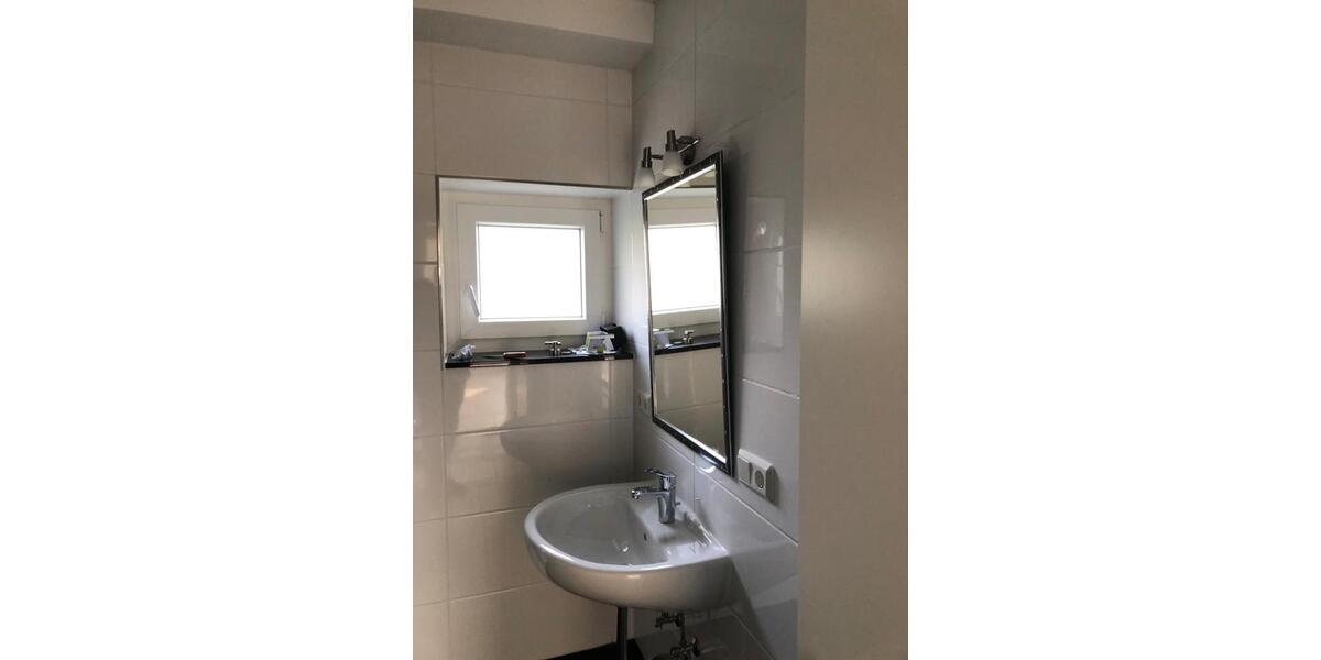 Erdgeschoßwohnung Überherrn - 5 Zimmer, 120 m&sup2;, 1.000&euro; | Angebot:25790938