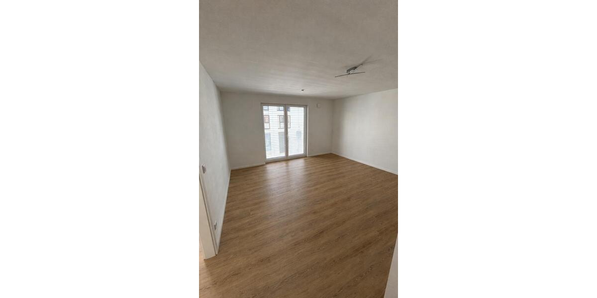 Etagenwohnung Saarbrücken - 2 Zimmer, 46 m&sup2;, 650&euro; | Angebot:25962015
