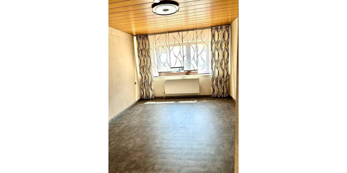 Mehrfamilienhaus, Wohnhaus Quierschied - 8 Zimmer, 198 m&sup2;, 287.000&euro; | Angebot:25745731