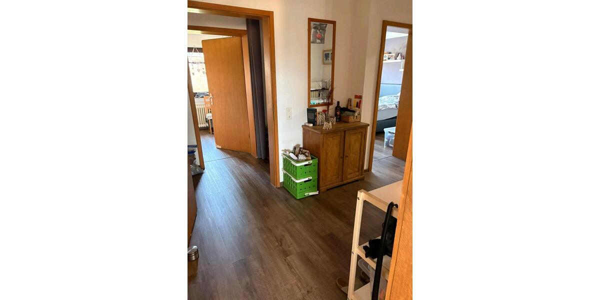 Etagenwohnung Saarbrücken West - 4 Zimmer, 80 m&sup2;, 815&euro; | Angebot:25368863