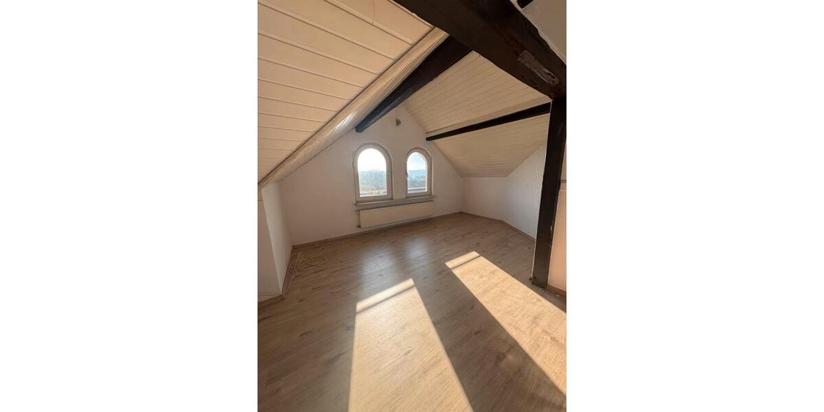Etagenwohnung Saarbrücken Ensheim - 3 Zimmer, 70 m&sup2;, 650&euro; | Angebot:26634091
