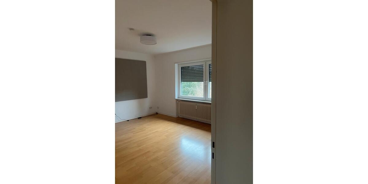 Etagenwohnung Saarbrücken Kieselhumes - 5 Zimmer, 135 m&sup2;, 1.495&euro; | Angebot:25326741