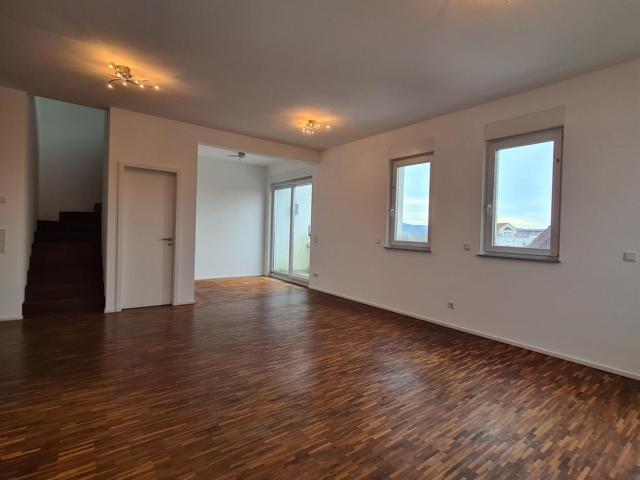 Exklusives Penthouse mit Fernblick in Innenstadtlage von Homburg - Penthouse Homburg | Angebot:26881845