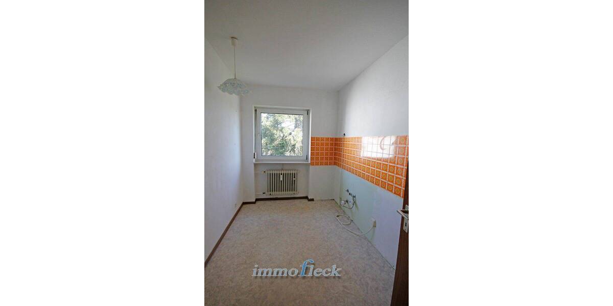 Etagenwohnung Saarbrücken Dudweiler - 4 Zimmer, 89 m&sup2;, 138.000&euro; | Angebot:26795957