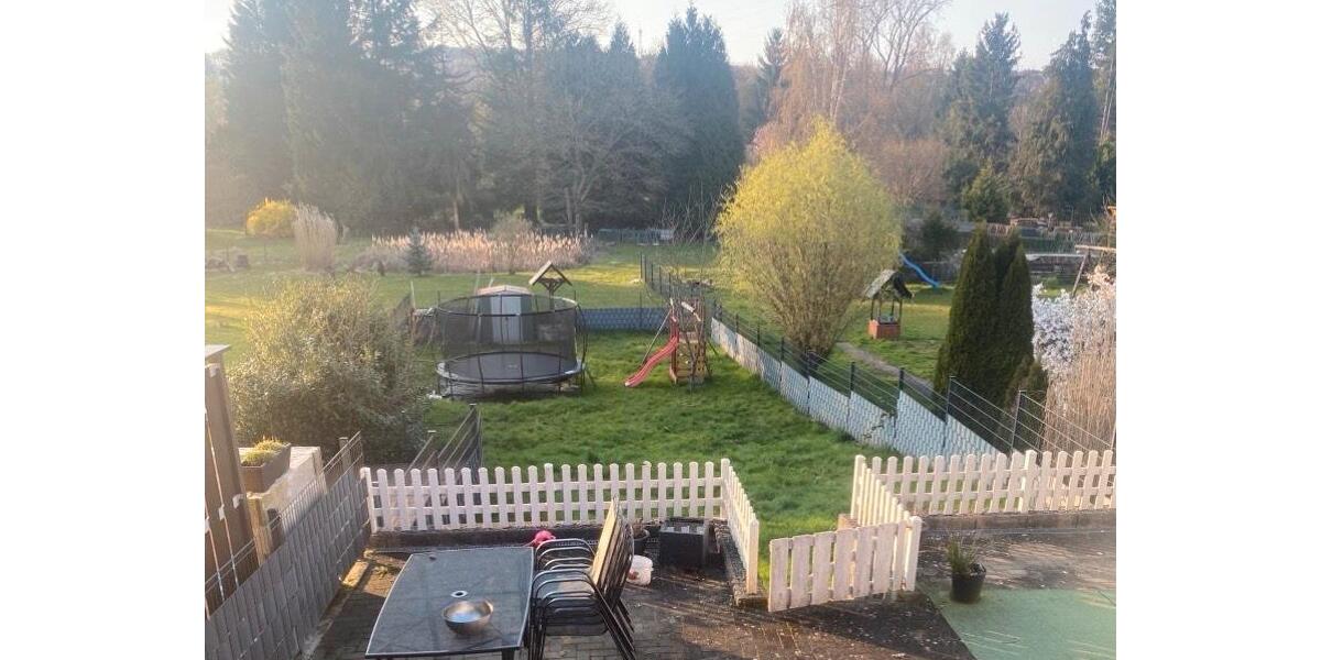 Reihenhaus Püttlingen - 7 Zimmer, 231 m&sup2;, 224.000&euro; | Angebot:25830409