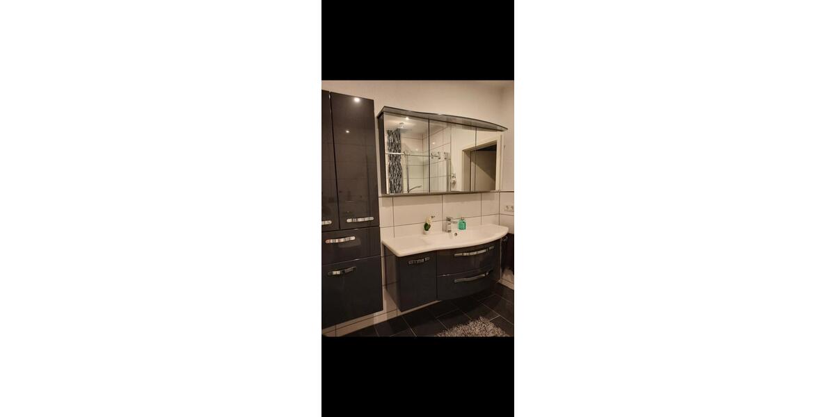 Etagenwohnung Saarbrücken Malstatt - 3 Zimmer, 95 m&sup2;, 1.000&euro; | Angebot:25403458