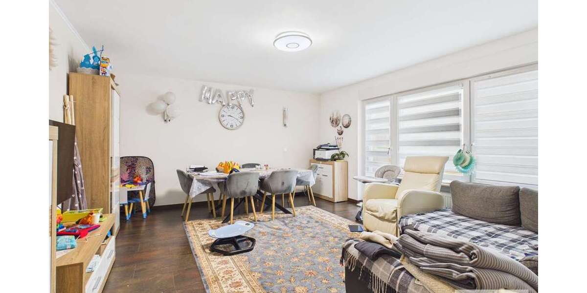 Etagenwohnung Saarbrücken Dudweiler - 4 Zimmer, 92 m&sup2;, 225.000&euro; | Angebot:26291281