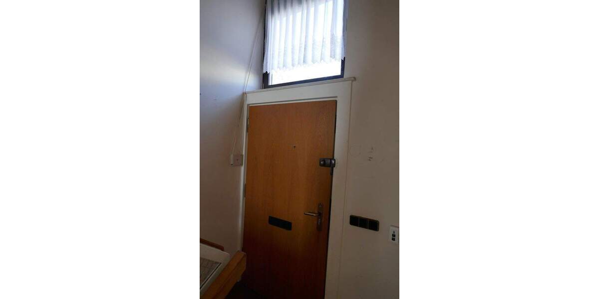 Einfamilienhaus Saarbrücken Eschberg - 5 Zimmer, 140 m&sup2;, 330.000&euro; | Angebot:25818416