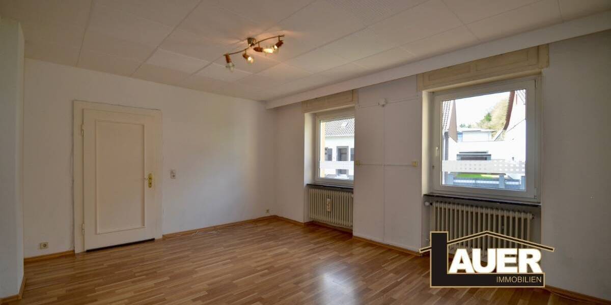 Einfamilienhaus Großrosseln - 6 Zimmer, 125 m&sup2;, 165.000&euro; | Angebot:25996184