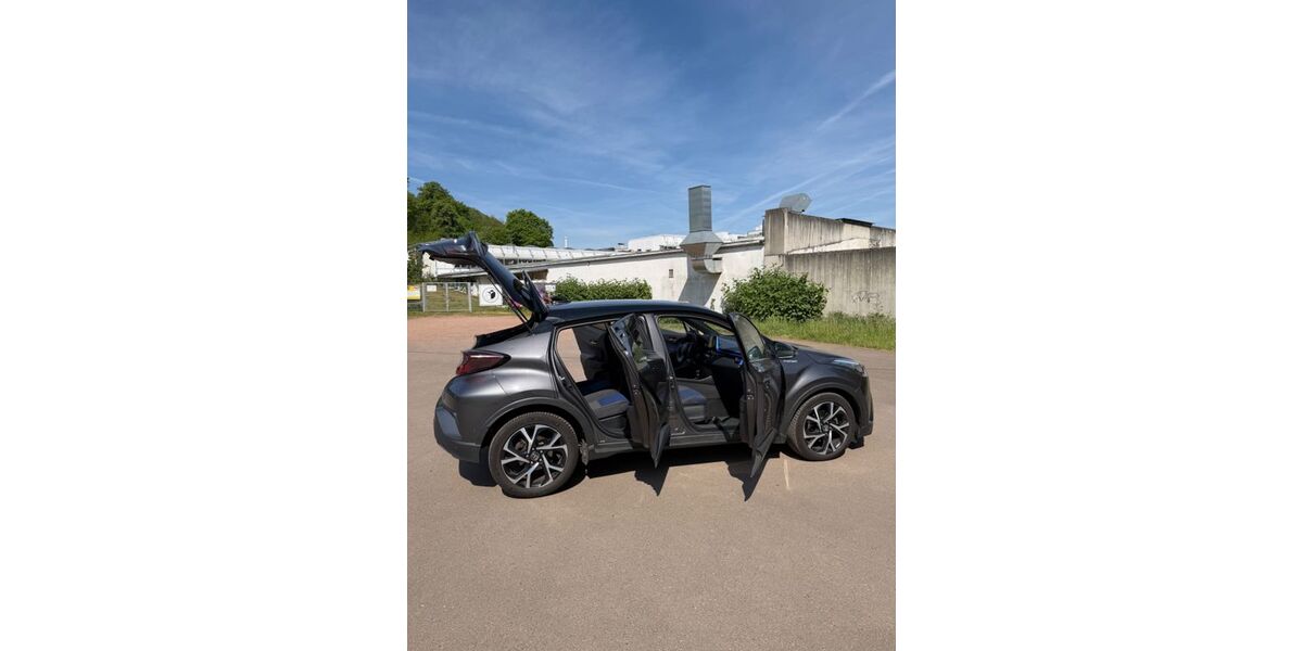 Toyota C-HR 311.000 km 10.000 &euro; Saarbrücken 66121