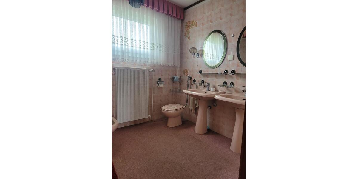 Bungalow Kirkel - 5.5 Zimmer, 146 m&sup2;, 290.000&euro; | Angebot:25947771