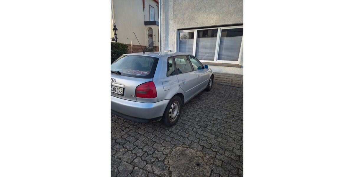 Audi A3 165.000 km 3.200 &euro; Schmelz 66839