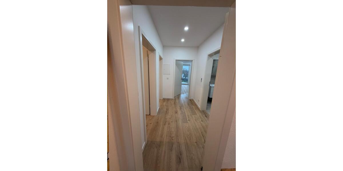 Etagenwohnung Bous - 2 Zimmer, 60 m&sup2;, 1.000&euro; | Angebot:24854529