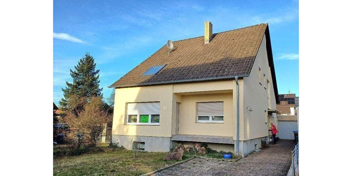 Mehrfamilienhaus, Wohnhaus Sankt Ingbert Rohrbach - 6 Zimmer, 225 m&sup2;, 345.000&euro; | Angebot:25683932