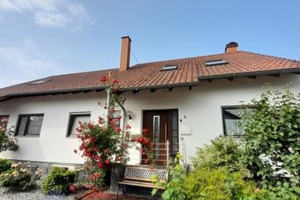 Großzügiges Wohnhaus mit ELW zentral zwischen Homburg und Zweibrücken - Haus Homburg | Angebot:19962487