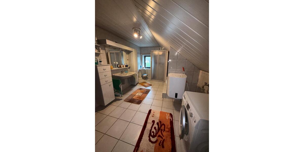 Reihenhaus Sulzbach (Saar) - 9 Zimmer, 229 m&sup2;, 140.000&euro; | Angebot:26642930