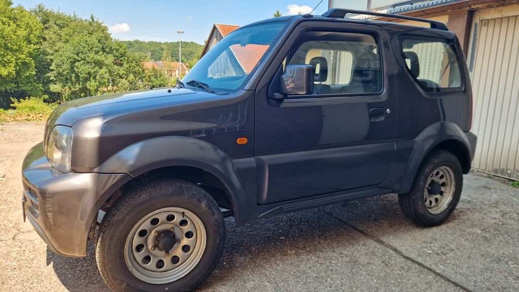Suzuki Jimny 112.786 km 9.200 &euro; Sankt Ingbert 66386