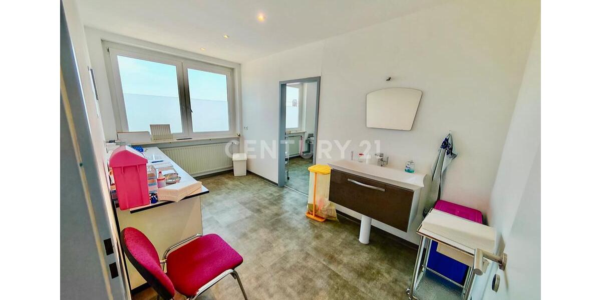 Gewerbeobjekt Heusweiler - 1.700&euro; | Angebot:21390235