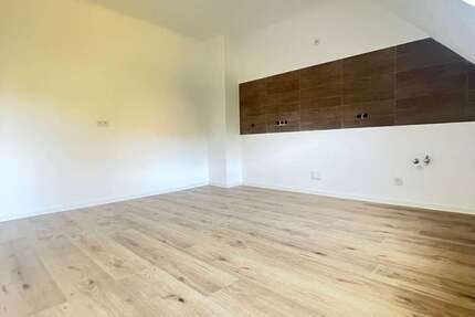 Helle 3-Zimmer-Dachgeschosswohnung in St. Ingbert-Rentrisch ( Saniert) - Wohnung Sankt Ingbert | Angebot:27111787