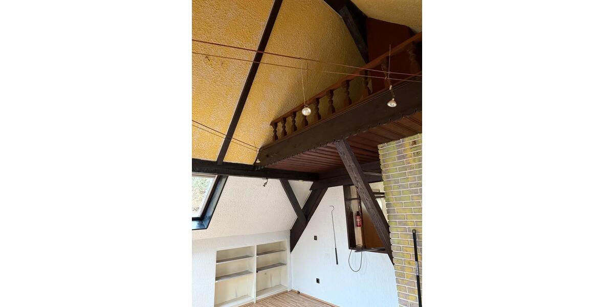 Dachgeschoßwohnung Homburg - 2 Zimmer, 69 m&sup2;, 885&euro; | Angebot:23719841