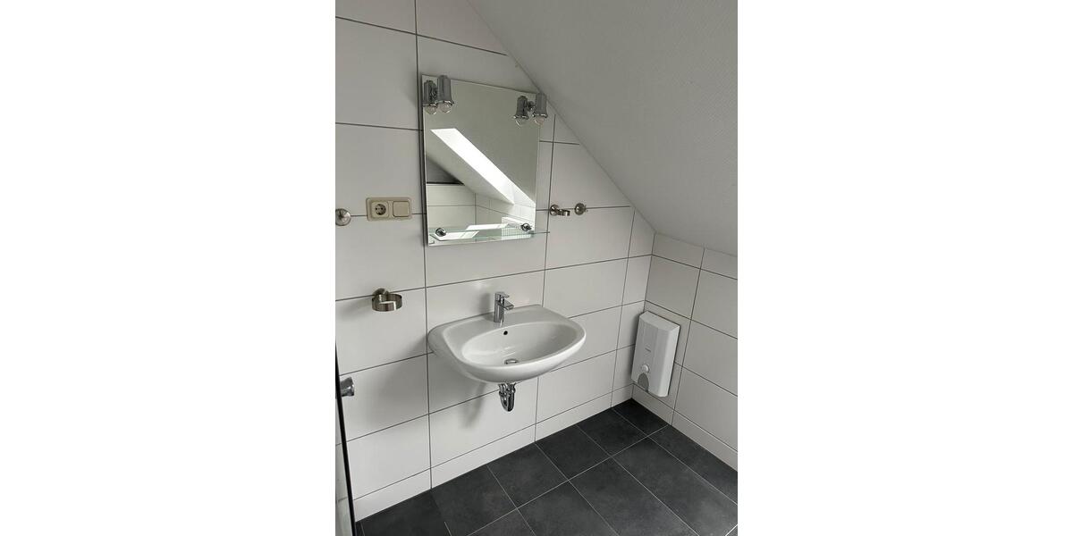 Dachgeschoßwohnung Riegelsberg - 2 Zimmer, 75 m&sup2;, 550&euro; | Angebot:25958792