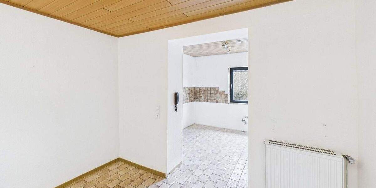 Einfamilienhaus Saarlouis Fraulautern - 7 Zimmer, 158 m&sup2;, 229.000&euro; | Angebot:25799581