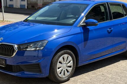 Skoda Fabia 18.500 km 9.900 &euro; Saarbrücken - Burbach 66115