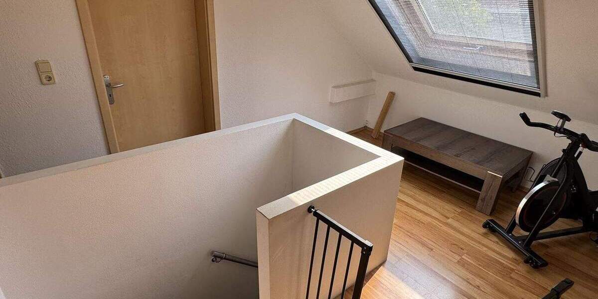 Etagenwohnung Neunkirchen/Saar Innenstadt - 3 Zimmer, 95 m&sup2;, 149.000&euro; | Angebot:25737024