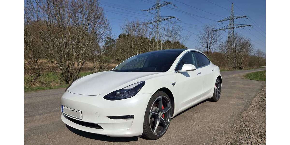 Tesla Model 3 60.200 km 25.500 &euro; Zweibrücken, Stadt 66482
