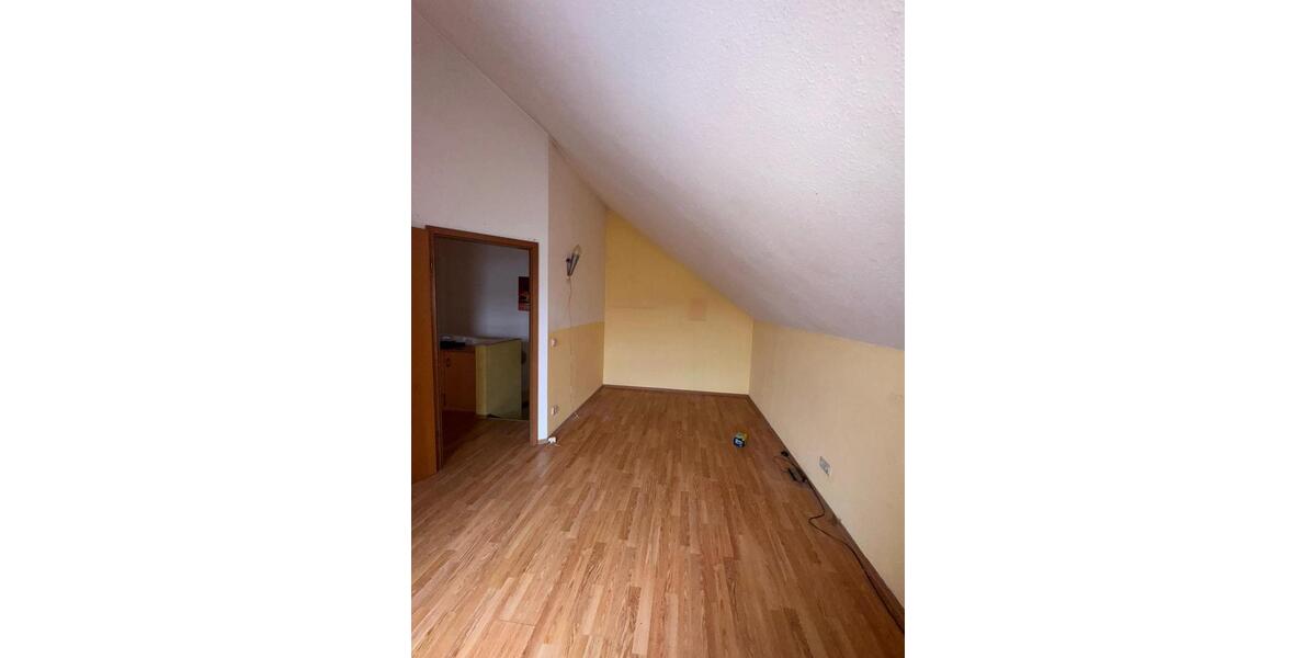 Maisonettenwohnung Saarlouis - 4 Zimmer, 104 m&sup2;, 220.000&euro; | Angebot:25228056