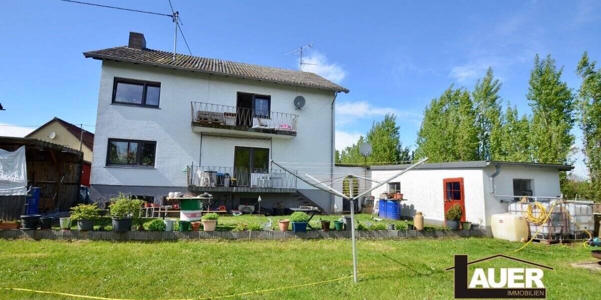Doppelhaushälfte Völklingen Lauterbach - 6 Zimmer, 164 m&sup2;, 210.000&euro; | Angebot:25729521