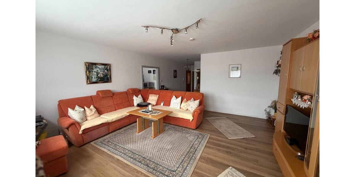 Etagenwohnung Lebach - 4 Zimmer, 98 m&sup2;, 650&euro; | Angebot:26674275