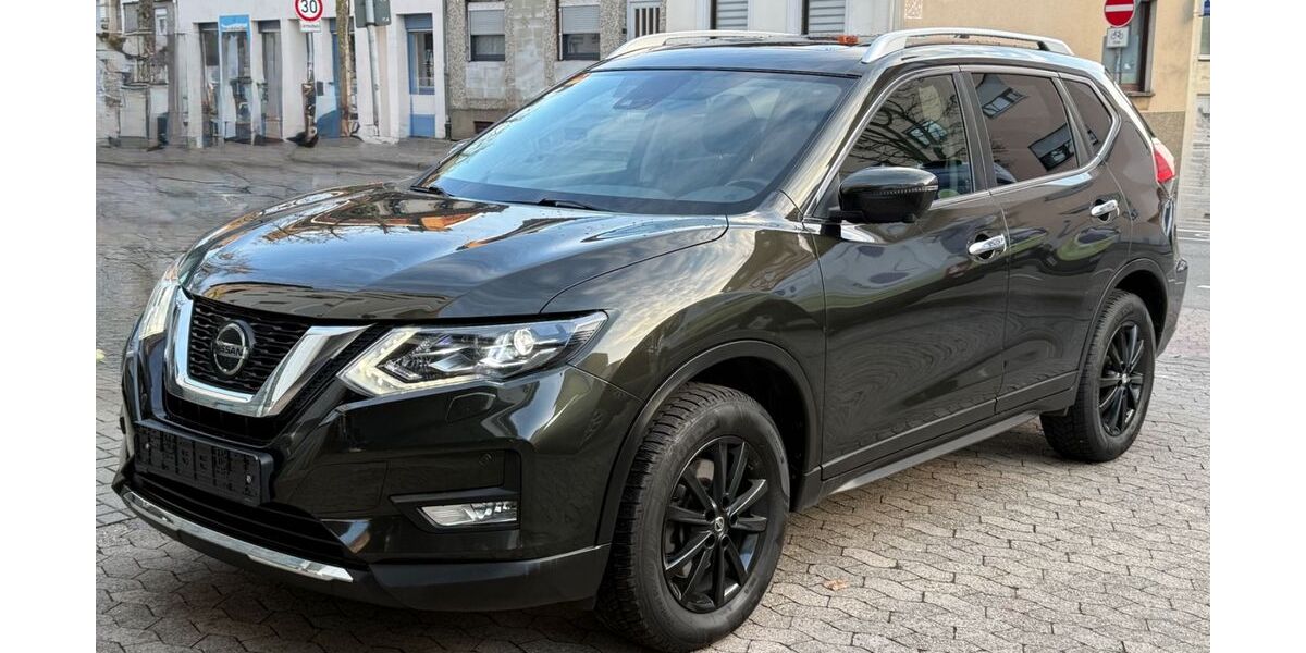 Nissan X-Trail 92.000 km 16.900 &euro; Saarbrücken - Burbach 66115