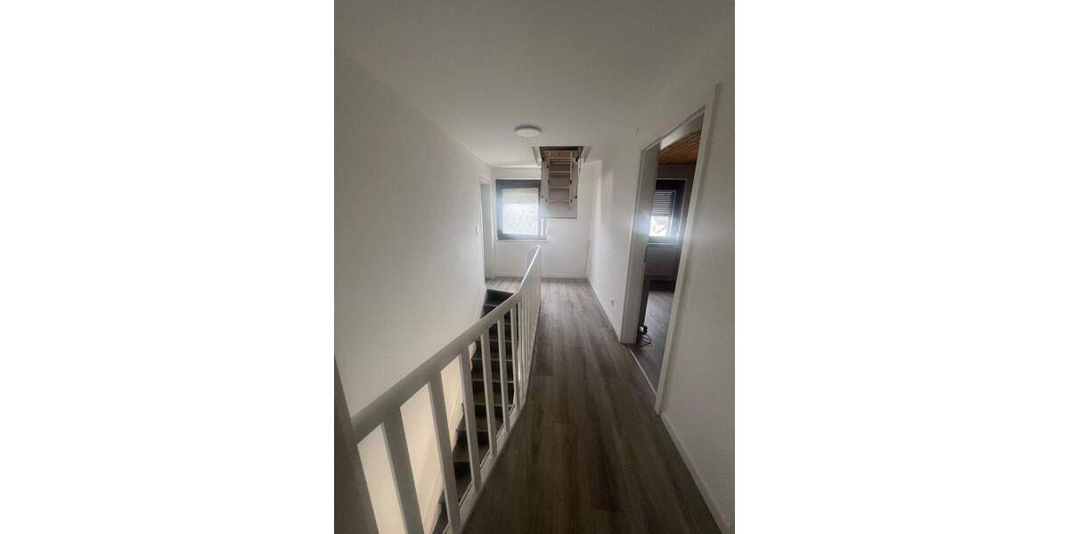 Einfamilienhaus Wadgassen - 6 Zimmer, 136 m&sup2;, 365.000&euro; | Angebot:25663173