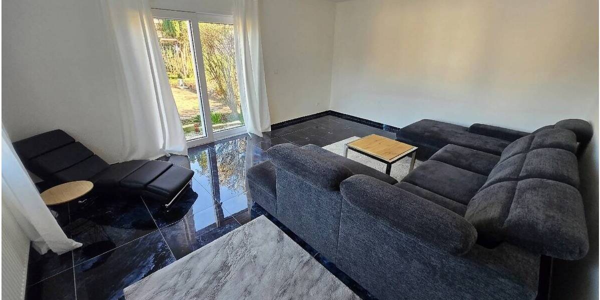 Mehrfamilienhaus, Wohnhaus Schiffweiler - 6 Zimmer, 150 m&sup2;, 274.900&euro; | Angebot:25970169