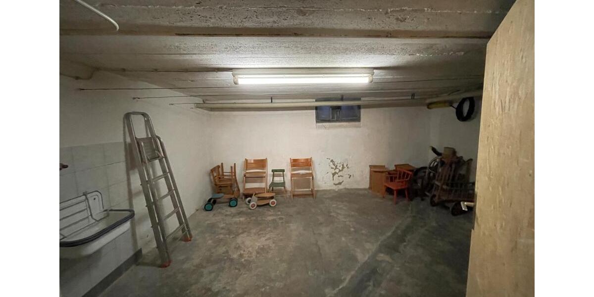 Etagenwohnung Homburg - 3 Zimmer, 104 m&sup2;, 920&euro; | Angebot:24839792