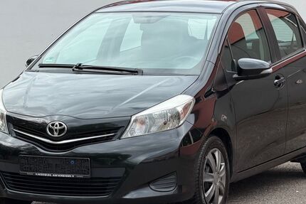 Toyota Yaris 179.000 km 4.499 &euro; Völklingen 66333