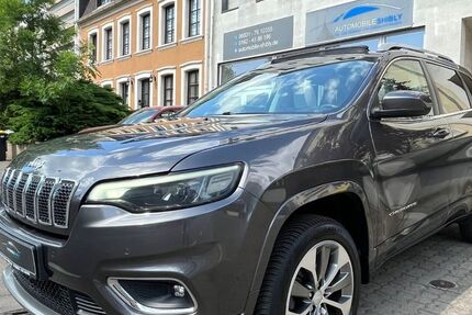 Jeep Cherokee 180.000 km 12.650 &euro; Dillingen 66763