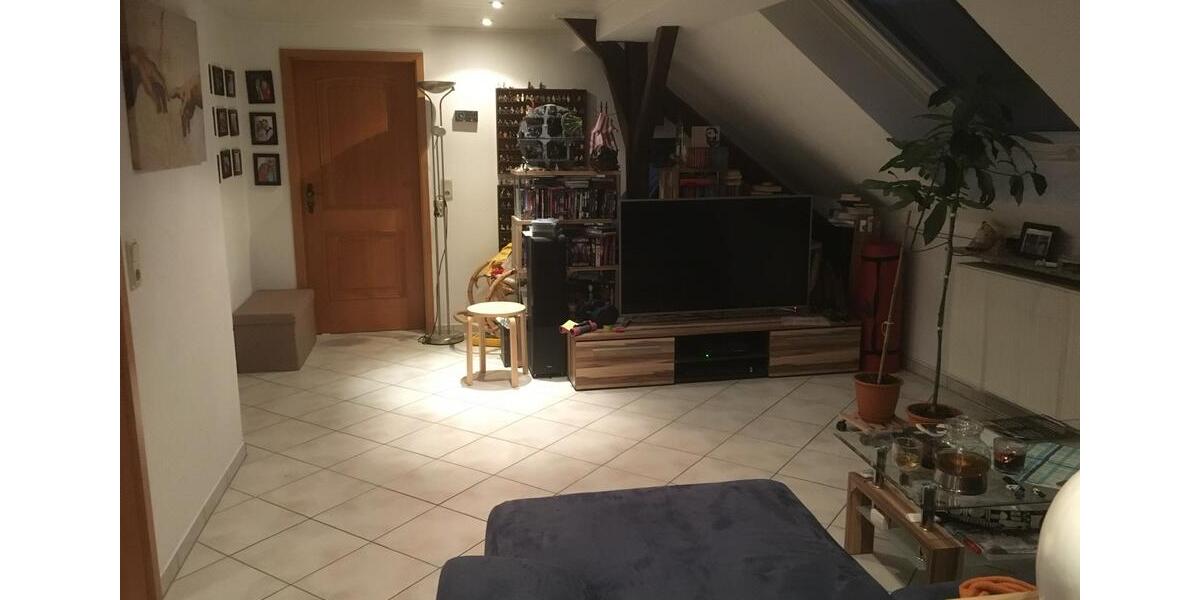 Dachgeschoßwohnung Saarbrücken St. Arnual - 2.5 Zimmer, 78 m&sup2;, 620&euro; | Angebot:25098158