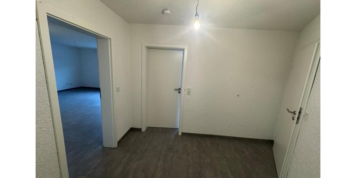 Etagenwohnung Schmelz - 3 Zimmer, 85 m&sup2;, 650&euro; | Angebot:25219188
