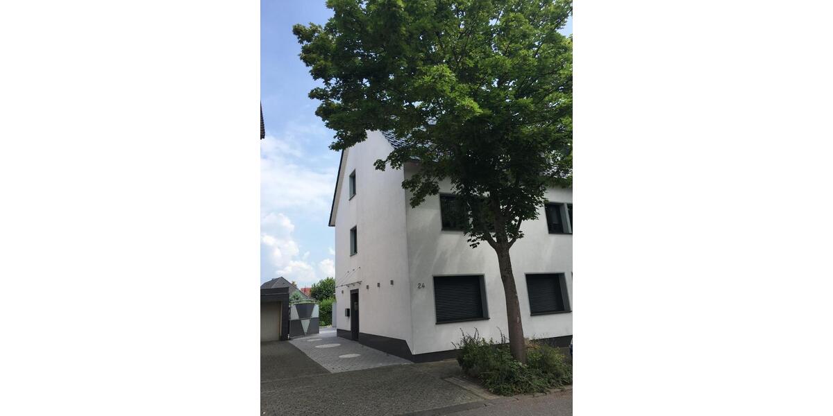 Doppelhaushälfte Saarbrücken West - 8 Zimmer, 276 m&sup2;, 620.000&euro; | Angebot:25255040