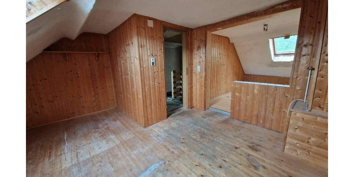 Einfamilienhaus Mandelbachtal Heckendalheim - 5 Zimmer, 130 m&sup2;, 127.000&euro; | Angebot:25730148