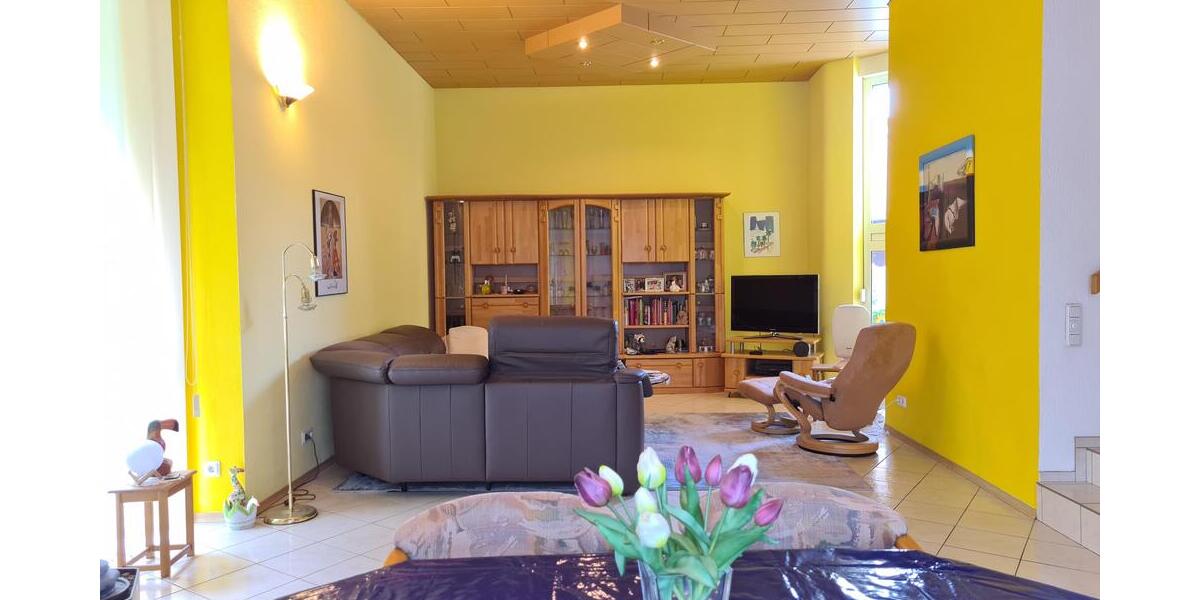 Mediterran gestaltetes Einfamilienhaus in schöner Stadtrandlage - Einfamilienhaus Zweibrücken | Angebot:21312569