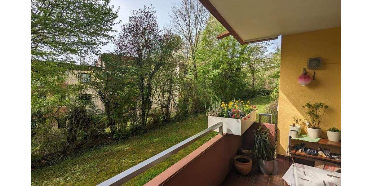 Etagenwohnung Saarbrücken Eschberg - 3 Zimmer, 89 m&sup2;, 199.000&euro; | Angebot:26723917