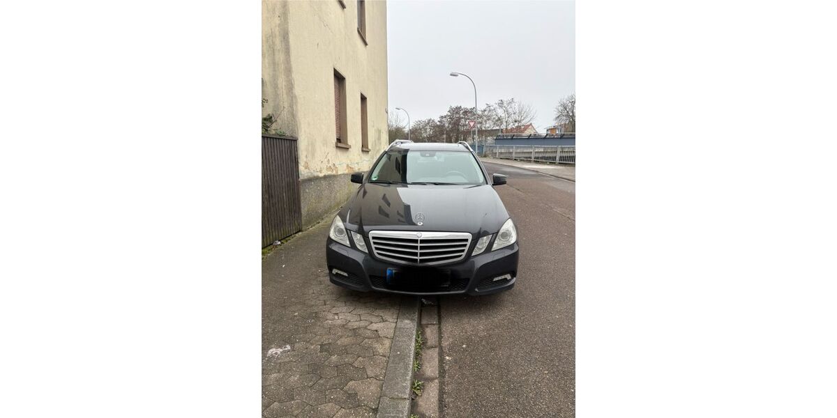 Mercedes-Benz E 350 250.400 km 6.500 &euro; Saarbrücken 66115