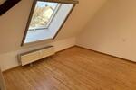 Dachgeschoßwohnung Saarbrücken Ensheim - 2 Zimmer, 130 m&sup2;, 1.000&euro; | Angebot:26162666