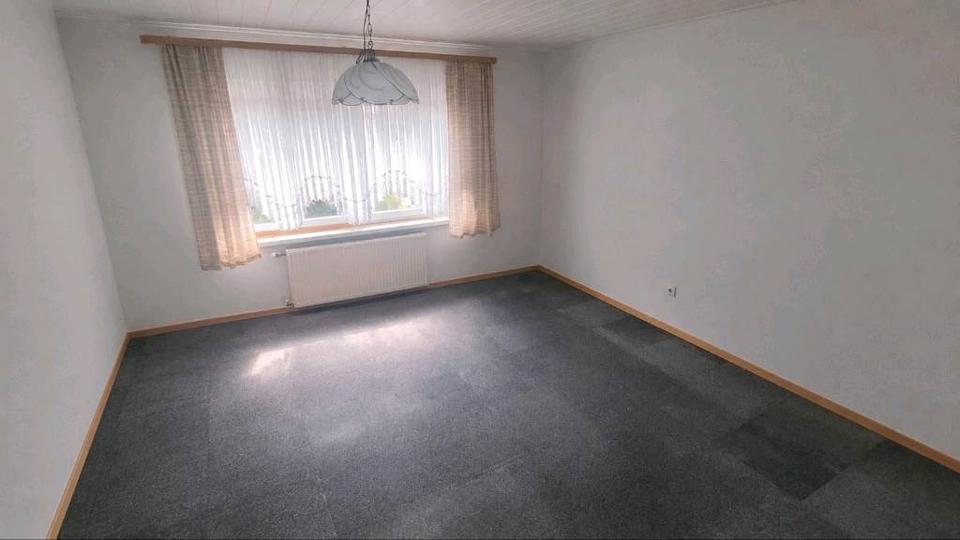 Doppelhaushälfte Saarbrücken Dudweiler - 6 Zimmer, 128 m&sup2;, 95.000&euro; | Angebot:26739300