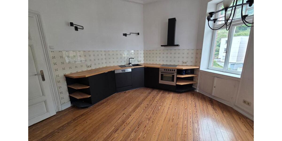 Etagenwohnung Saarbrücken St. Arnual - 3 Zimmer, 102 m&sup2;, 1.100&euro; | Angebot:26685978
